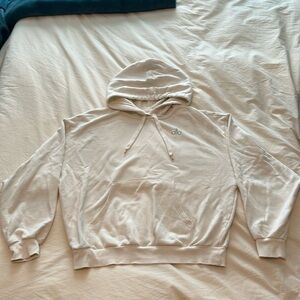 COPY - Alo Yoga white hoodie (s)